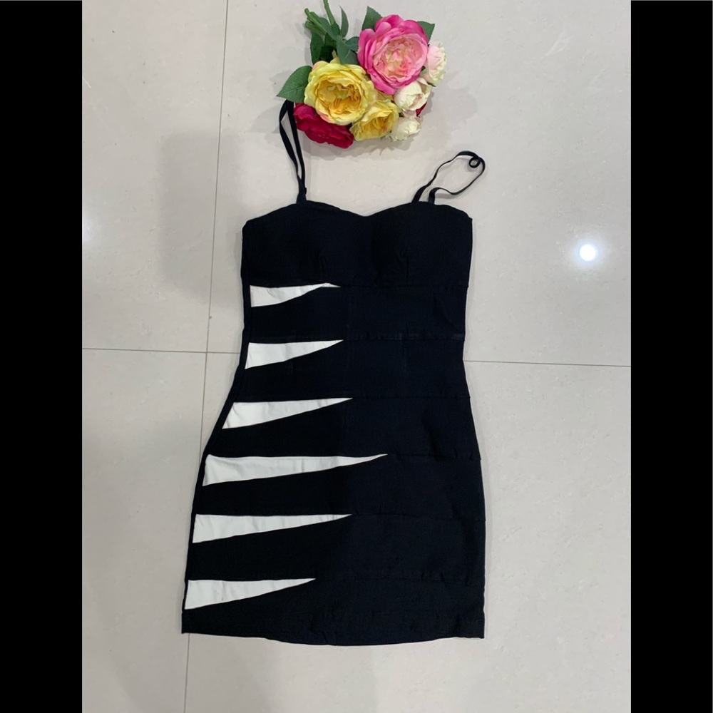 Vintage spaghetti straps dress!